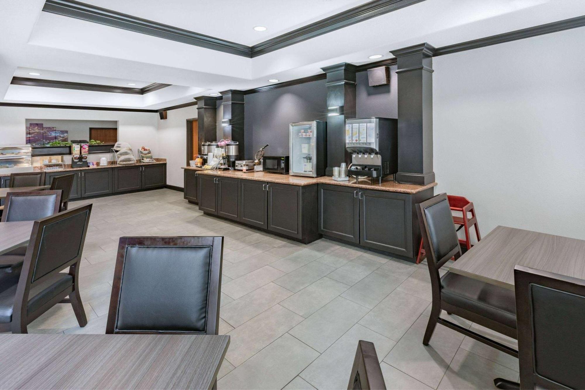 Wingate By Wyndham Houston Bush Intercontinental Airport